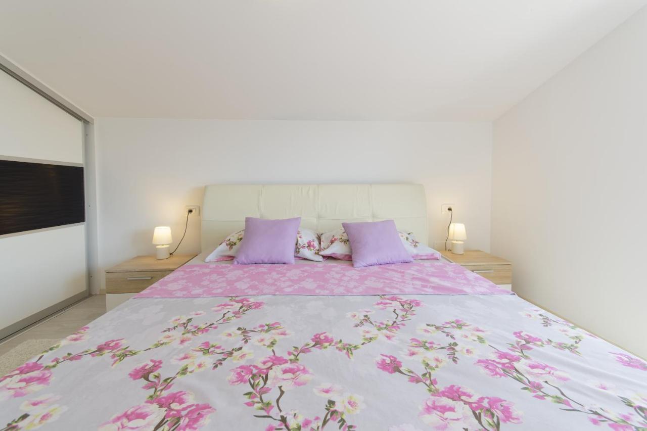 Apartments Goran By Rent Istria Umag Eksteriør billede