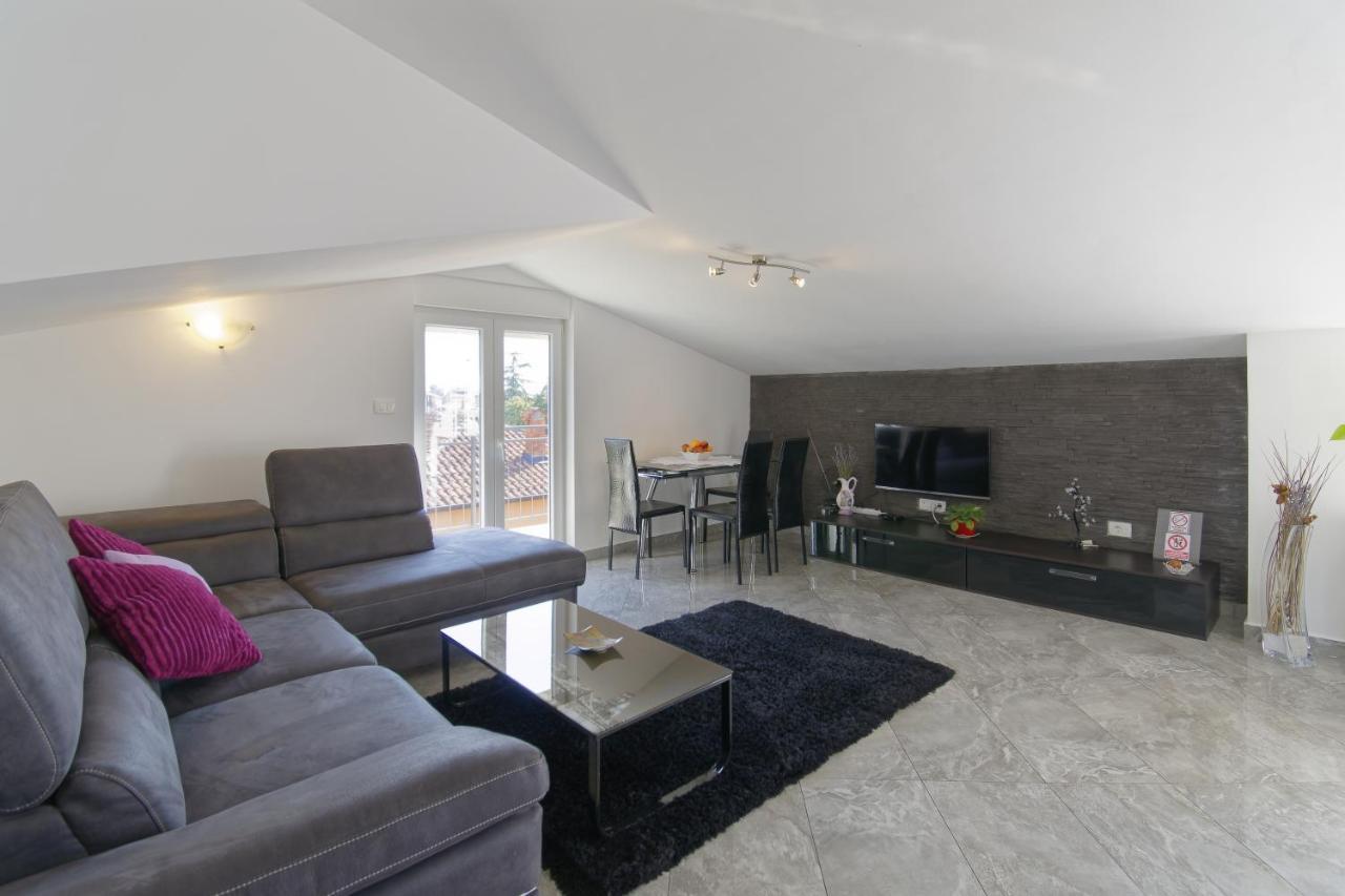 Apartments Goran By Rent Istria Umag Eksteriør billede